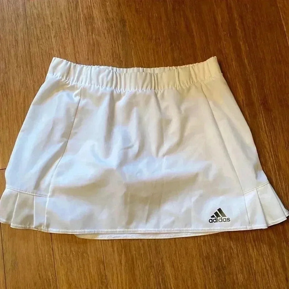Adidas climalite white skort size M/L - elastic waist - pleated hem - Picture 1 of 8